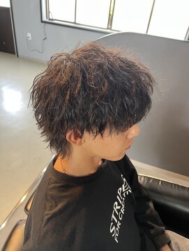 ブル(BULL) ウルフにパーマスタイル☆