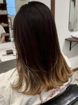 ルイ(ROUIS produced by LUCK 津田沼) ROUIS津田沼 グラデーションブリーチ