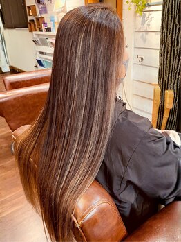 【oggiottoトリートメント取扱い】ハイトーンカラーなのに艶々☆ブリーチ繰り返した髪もツヤが戻り美髪に！