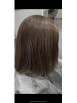 スイ(SUI)&nbsp;白髪ぼかしハイライト