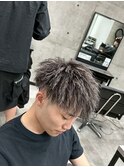 ツイストパーマ/メンズ/刈り上げ/眉毛/ツイスト
