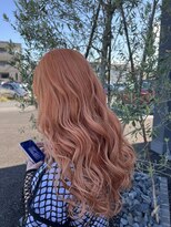 ソアロ(SOARO)&nbsp;岐阜顔まわりレイヤーミディアム艶アッシュハイライト20代