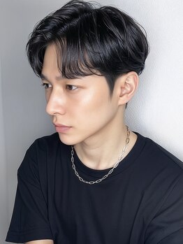オゼル(OZEL)の写真/曲がる毛先が魅力の縮毛矯正とカット！癖毛を整えて理想のスタイルへ導く♪