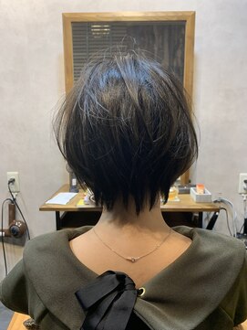 コネル ヘア アンド ハート(CONNEL HAIR And HEART) 丸みショート