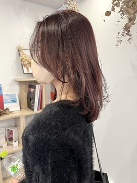 ネイヴィル オモテサンドウ(navile omotesando) ワンカールでふわっとレイヤープラムブラウン