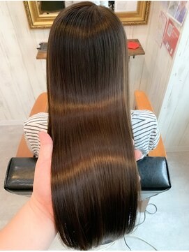 ルピナス(Lupine.) 乾かすだけで美しい髪　Lupine.髪質改善