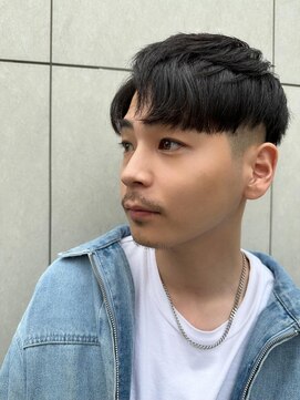 サンバレー(SUNVALLEY) コンマバング韓国風刈り上げメンズカット［表参道/カット］