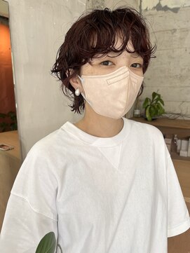 ユニ(uni) ウルフパーマ/ショートパーマ/暖色カラー/２０代/３０代/４０代