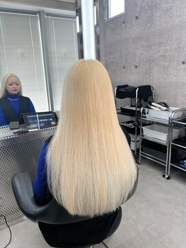 イキ 表参道(iki omotesando) ハッシュカット/フルバング/似合わせカット/レッドブラウン