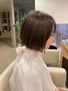 アール ヘアー デザイン(r hair design) ベージュ 透明感カラー 外ハネ 赤み消し 髪質改善 名駅 完全個室
