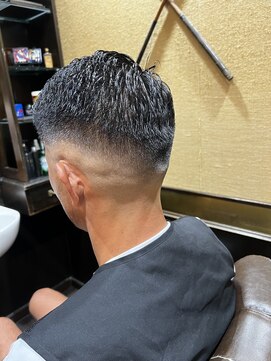 ヒロギンザバーバーショップ 大宮店(HIRO GINZA BARBER SHOP) 濡れパンフェード