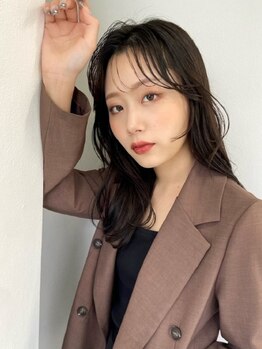 シキ サカイテン(SHIKI)の写真/【ダメージヘアを集中的にケア◇】しなやかな手触りの本格トリートメントで憧れのうるツヤ髪へ