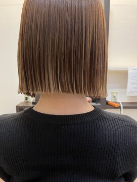 ミーテ(mi:te) ストレートボブ