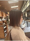 切りっぱなしボブ×20代ナチュラルブラウン