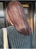 グレージュ切りっぱなしボブ前髪ありミニボブミルクティベージュ