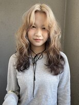 ジェスター(JESTER) 〈atsuno〉ホワイトブロンドと裾ブラウン