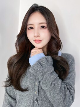 アルバム 新宿(ALBUM SHINJUKU) 顔周りレイヤーおくれ毛前髪カットロング_F30806