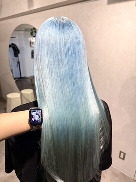 アドネ プライム(adne prime) アッシュブロンド/ペールブルー/ホワイトブルー