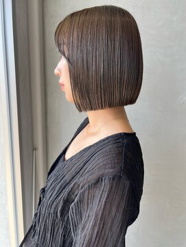 サムシング(Something.) bob Olive beige
