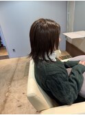 アッシュブラウンの軽やかレイヤー