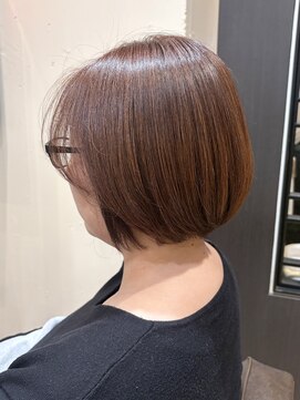 ヘアサロン トラヴィス(hair salon Travis) ぷつっと丸みショートボブ
