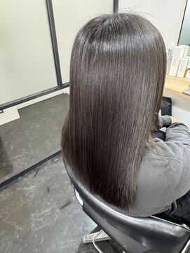 エスカーラ 町田(THE ESCALA) 乾かしただけでまとまる縮毛矯正