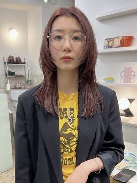 ユー(yew) ミディアムレイヤーカット/ウルフレイヤーカット/顔まわりカット