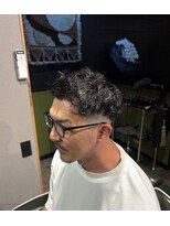 バーバープレイス チクシ(BARBER PLACE chikushi)&nbsp;ツーブロショート（ツイスパ）