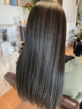 ヘア サロン ラニ(Hair salon Lani) カーキアッシュデザインカラー