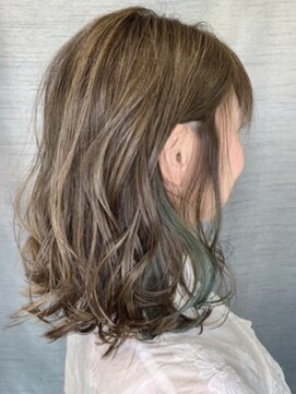 ジエクト ヴィシア(The Ect VIXIA) くすみカラー×イヤリングカラー×イルミナカラー