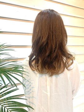 ラコスタ(LaCosTa) 20代30代40代大人かわいいゆるふわ愛されミルクティーベージュ