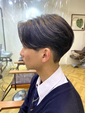 レボルトヘアー(R EVOLUT hair) 【関口柊太】前下がりセンターパート