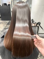 ココ 原宿(KOKO)&nbsp;#黒髪#小顔#クラゲヘアー#オリーブグレー#ココアベージュ