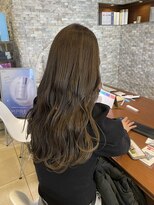 アチーブ ヘア デザイン(achieve hair design) 暗髪ナチュラル透明感フォギーベージュ ツヤ髪ウェーブロング