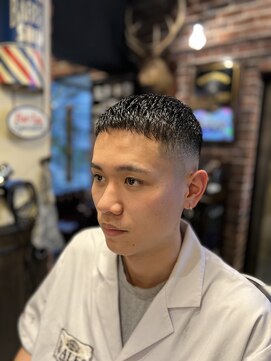 バレス 田町(BALES) クロップスキンフェード