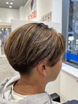 オーシャントーキョー 仙台(OCEAN TOKYO) ハイライトバレイヤージュメンズセンターパートマッシュ