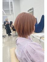 ニュート(Neut )&nbsp;1回ブリーチピンクベージュ/レイヤーボブ