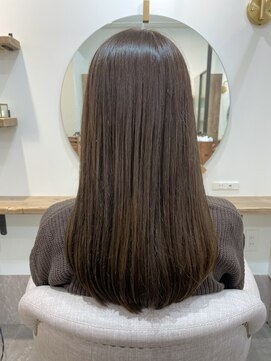 シア 新越谷店(SHEER) オリーブベージュ