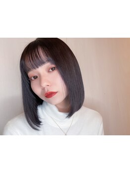 酸熱・縮毛ストレートどちらにも対応◎オーダーメイドの髪質改善縮毛矯正で理想のうるツヤストレートに！