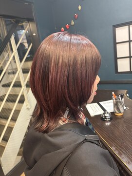 ベルポ(Bellpo) 高発色レッドカラー×ウルフヘア☆くびれ巻き/髪質改善#20代