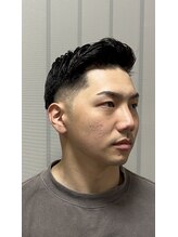 モール(Mole) シンプルな王道ショートヘア