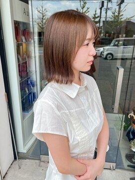 エレッタプロデュースドバイアリュール(Eletta Produced by ALLURE) 切りっぱなし外はねボブ