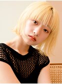 ブロンドヘア/顔まわりレイヤー/ナチュラル