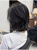栄ハイライト透明感耳掛けボブスタイル