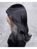 カリーナコークス 原宿 渋谷(Carina COKETH)&nbsp;ホワイトベージュイヤリングカラー