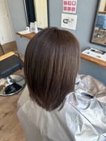 レアレア ヘアアンドライフ(LeaLea)&nbsp;黒髪/クラゲヘアー/オリーブグレー/小顔/ココアベージュ/伊丹