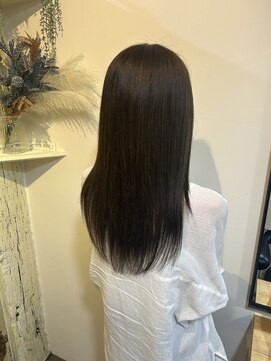 ココロヘアー ウィル 半田山店(Cocolo hair Will) 自然なツヤ感と柔らかさで上品ストレートヘアに