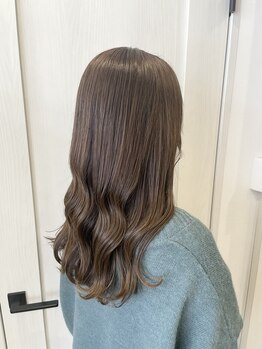 ローブ(L'AUBE)の写真/本物を知る大人女性のための厳選トリートメント。L'AUBEの髪質改善で、自分史上最高のうるつや髪を。