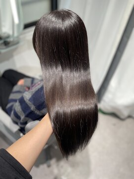 ユニック ウメダ(unique UMEDA) オリーブグレージュ/20代トレンド