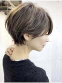 前下がりショート×透明感ブラウン